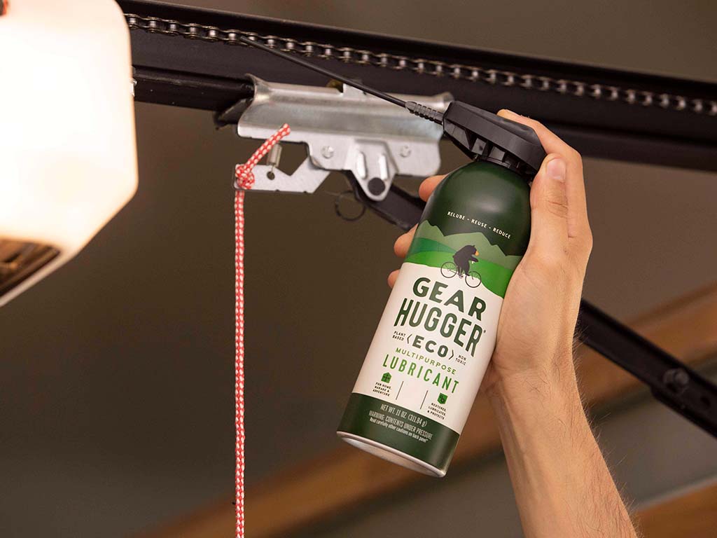 How to Lubricate a Garage Door | Gear Hugger How to Lubricate a Garage Door | Gear Hugger